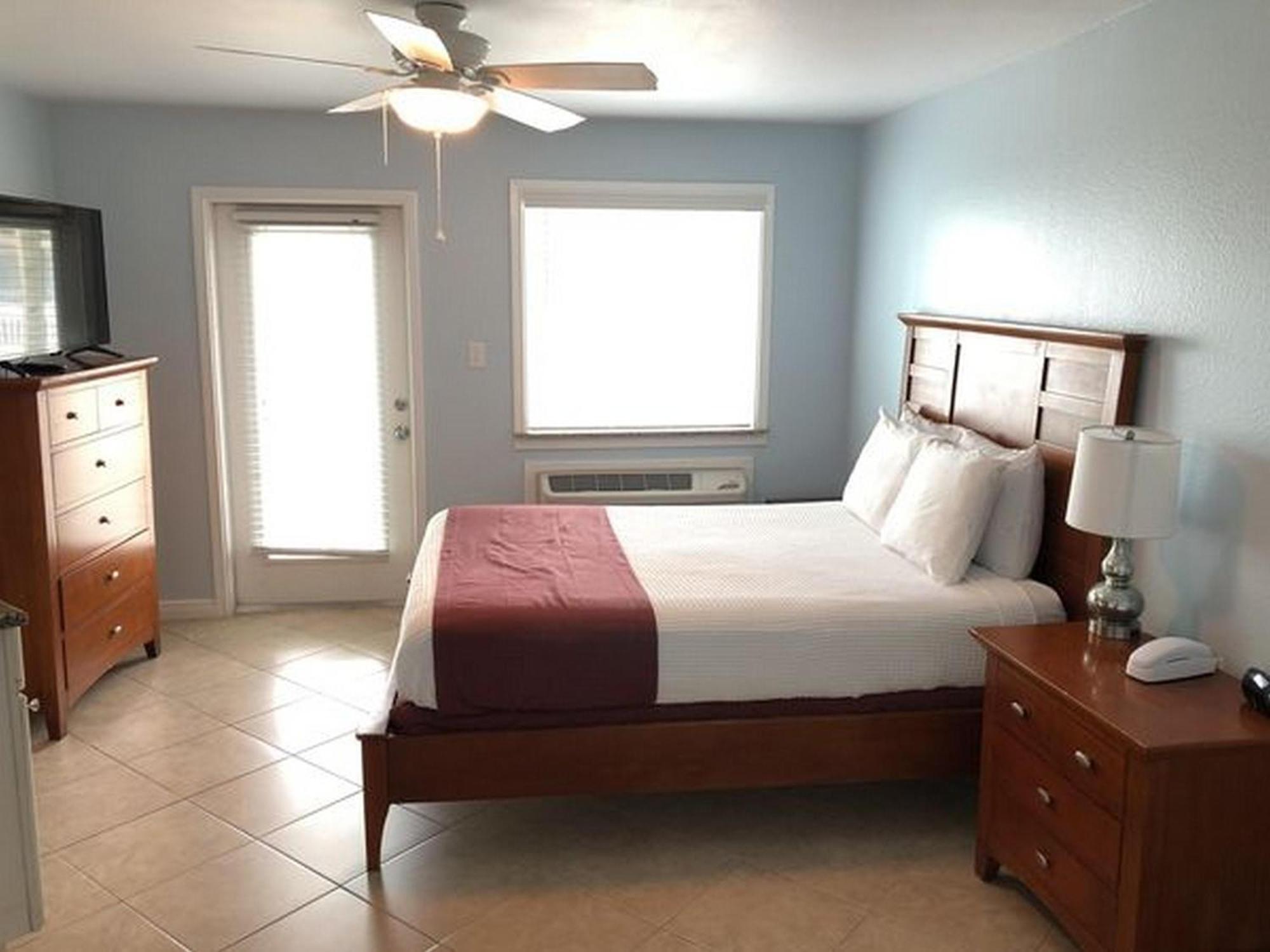 Beachgate Condosuites And Oceanfront Resort Port Aransas Ruang foto
